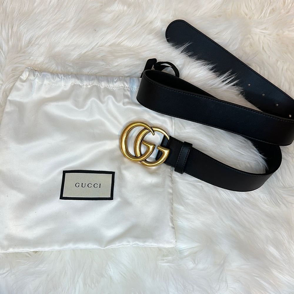 Gucci GG Logo Leather Belt